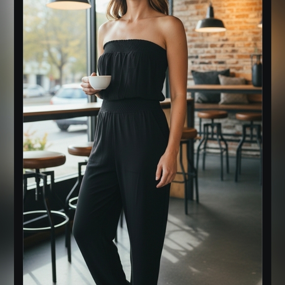 Pants - Elegant Black Strapless Jumpsuit